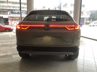 Honda HR-V 2022 1.5 HYBRID ELEGANCE-thumb-5