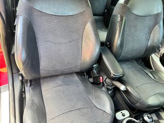 Mini Cooper 2003-thumb-24