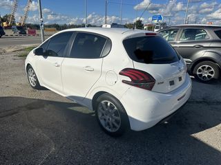 Peugeot 208 2019 premium-thumb-2