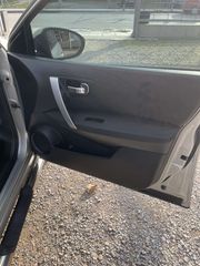 Nissan Qashqai 2008 1.5 dCi SUN ROOF-thumb-38
