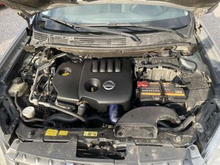 Nissan Qashqai 2008 1.5 dCi SUN ROOF-thumb-32