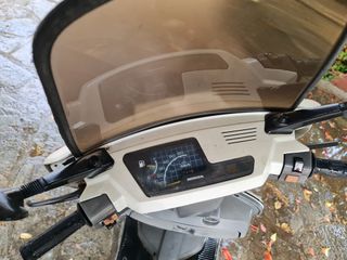 Honda LEAD 1986-thumb-2