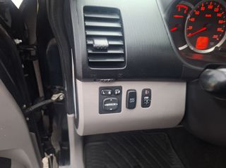 Mitsubishi L200 2013-thumb-24