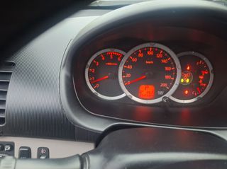 Mitsubishi L200 2013-thumb-27