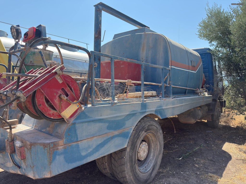 Μηχάνημα 1998