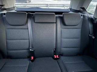 Mercedes-Benz B 200 2011-thumb-6