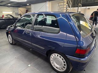 Renault Clio 1991 16V FULL EXTRA - CLIMA-thumb-2