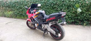 Honda CBR 600 1995-thumb-1