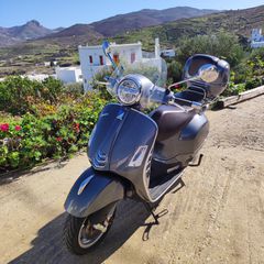 Piaggio Vespa GTS 300 2022 Vespa GTS 300 hpe Touring