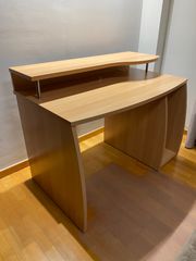 Ξύλινο Γραφείο Διπλού Επιπέδου – Άριστη Κατάσταση