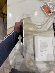 iPad Pro 256 gb M4-thumb-2