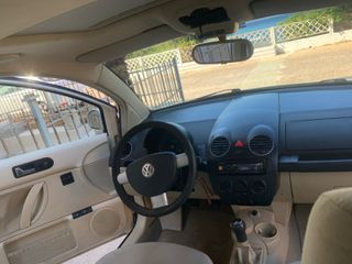 Volkswagen Beetle 2008-thumb-9