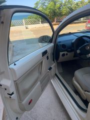 Volkswagen Beetle 2008-thumb-11