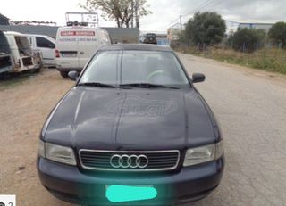 Audi A4 1997-thumb-3