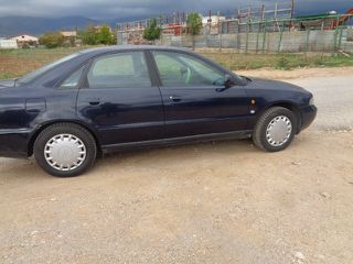 Audi A4 1997-thumb-7