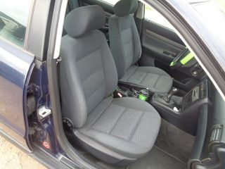 Audi A4 1997-thumb-10