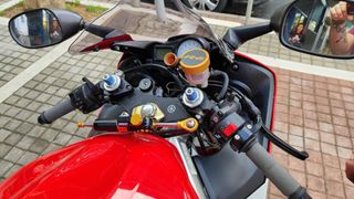 Yamaha YZF-R6 1999 YZF-R6-thumb-2