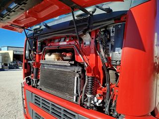 Volvo 2011 FH 13 500-thumb-9