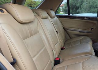 Mercedes-Benz ML 320 2009-thumb-14
