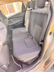 Toyota Yaris 2016-thumb-13
