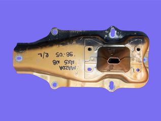 MAZDA MX-5 NB 1998-2005 ΜΕΤΑΧΕΙΡΙΣΜΕΝΑ ΑΝΤΑΛΛΑΚΤΙΚΑ ( βάση προστατευτικού πλαστικού μετόπης εμπρός )-thumb-1