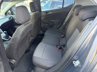 Opel Astra 2016-thumb-11