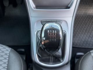 Opel Astra 2016-thumb-23