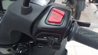 Piaggio MP3 310 2026 HPE SPORT ΕΤΟΙΜΟΠΑΡΑΔΟΤΟ ΑΤΟΚΗ ΧΡΗΜΑΤΟΔΟΤΗΣΗ-thumb-11
