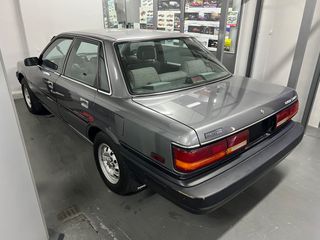 Toyota Camry 1988 2.0-thumb-1