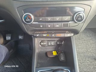 Hyundai i 20 2015 1.4 CRDI TREND  ΔΕΡΜΑΤΙΝΟ ΣΑΛΟΝΙ ΚΑΜΕΡΑ ΖΑΝΤΕΣ ΑΛΟΥΜΙΝΙΟΥ-thumb-19