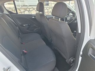 Opel Corsa 2016-thumb-10