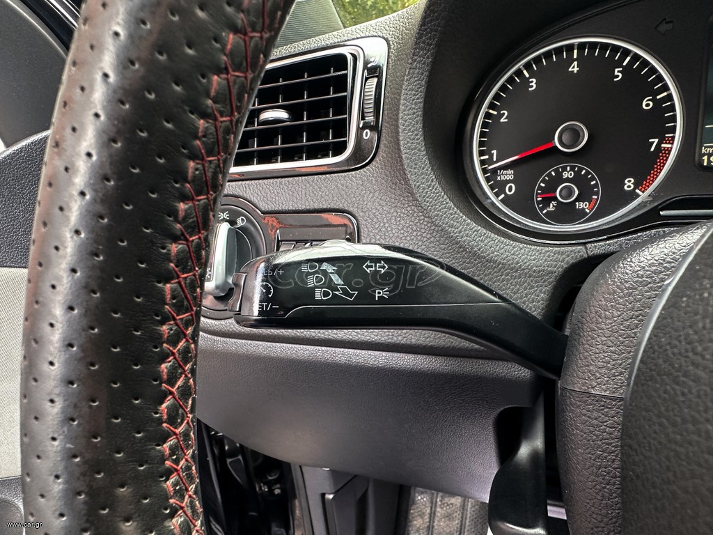 Volkswagen Polo thumbnail 26