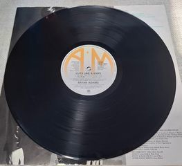 Bryan Adams – Cuts Like A Knife  LP-thumb-3
