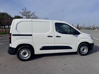 Opel Combo 2019 L1H1 Selection
