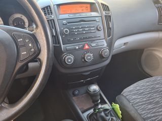 Kia Ceed / cee'd 2009-thumb-12