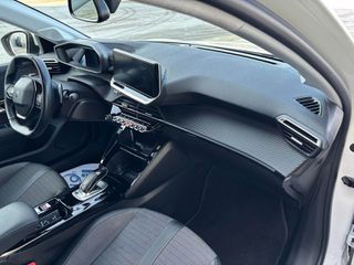 Peugeot 208 2021 1.2 PURETECH  ALLURE AUTOMATIC-thumb-10