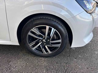 Peugeot 208 2021 1.2 PURETECH  ALLURE AUTOMATIC-thumb-16