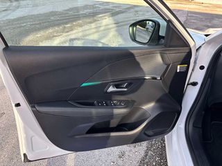 Peugeot 208 2021 1.2 PURETECH  ALLURE AUTOMATIC-thumb-12