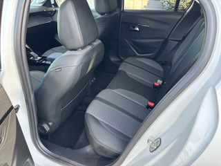 Peugeot 208 2021 1.2 PURETECH  ALLURE AUTOMATIC-thumb-13