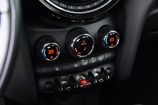 Mini Cooper S 2016 MINI Yours Panorama Manual Ελληνικό-thumb-22