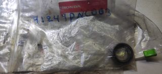 HONDA	ΤΣΙΜΟΥΧΑ ΤΡΟΜΠΑΣ ΥΔΡΑΥΛΙΚΟΥ	91249-PNC-003	CIVIC, CR-V