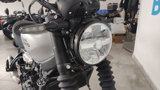 Royal Enfield Guerillia 450 2025-thumb-11