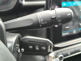 Citroen C3 2022 SHINE 1.2 PURETECH 110 HP-thumb-30