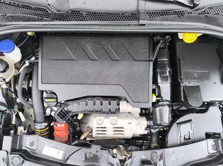 Citroen C3 2022 SHINE 1.2 PURETECH 110 HP-thumb-45