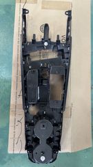 ΒΑΣΗ ΚΕΝΤΡΙΚΗΣ ΚΟΝΣΟΛΑΣ (ΤΕΜΠΕΛΗ) 4J3.863.244 4PK AUDI E-TRON GT