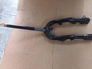 ΠΙΡΟΥΝΙ ΕΜΠΡΌΣ HONDA LEAD SS YMS