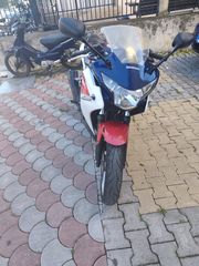 Honda CBR250R 2012-thumb-2