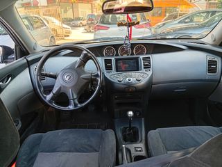 Nissan Primera 2003-thumb-4