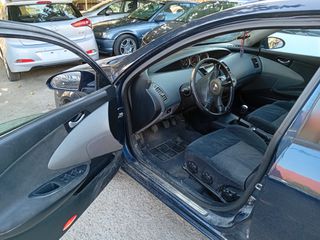 Nissan Primera 2003-thumb-6