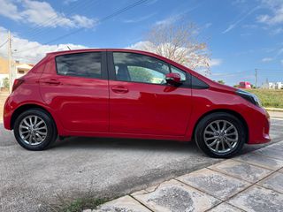 Toyota Yaris 2016-thumb-12